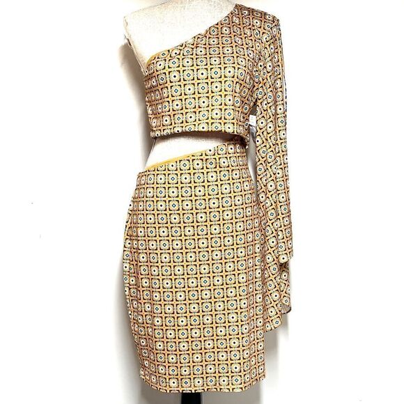 NWT Alexia Admor Reese One Shoulder Cut out Dress Sz L - Picture 3 of 7